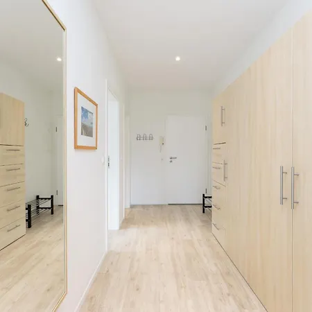 L4 - Lindenstrasse 1 - Feriendomizil Hollich Apartament