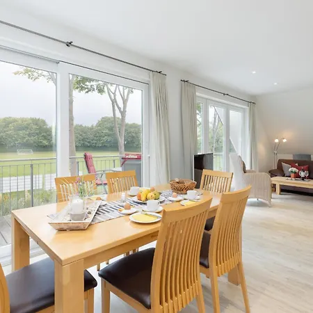 L4 - Lindenstrasse 1 - Feriendomizil Hollich *